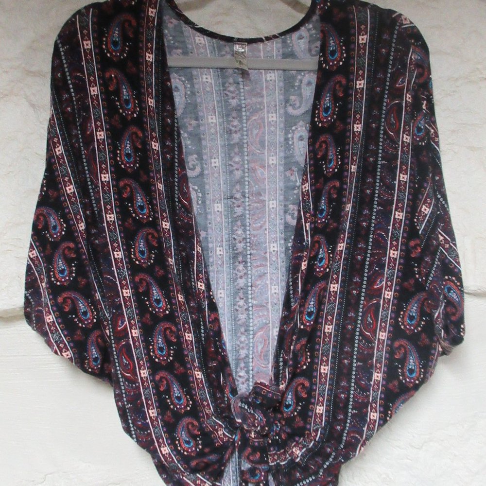 Boho Paisley Tie Front Short Sleeve Overlay Top Size L